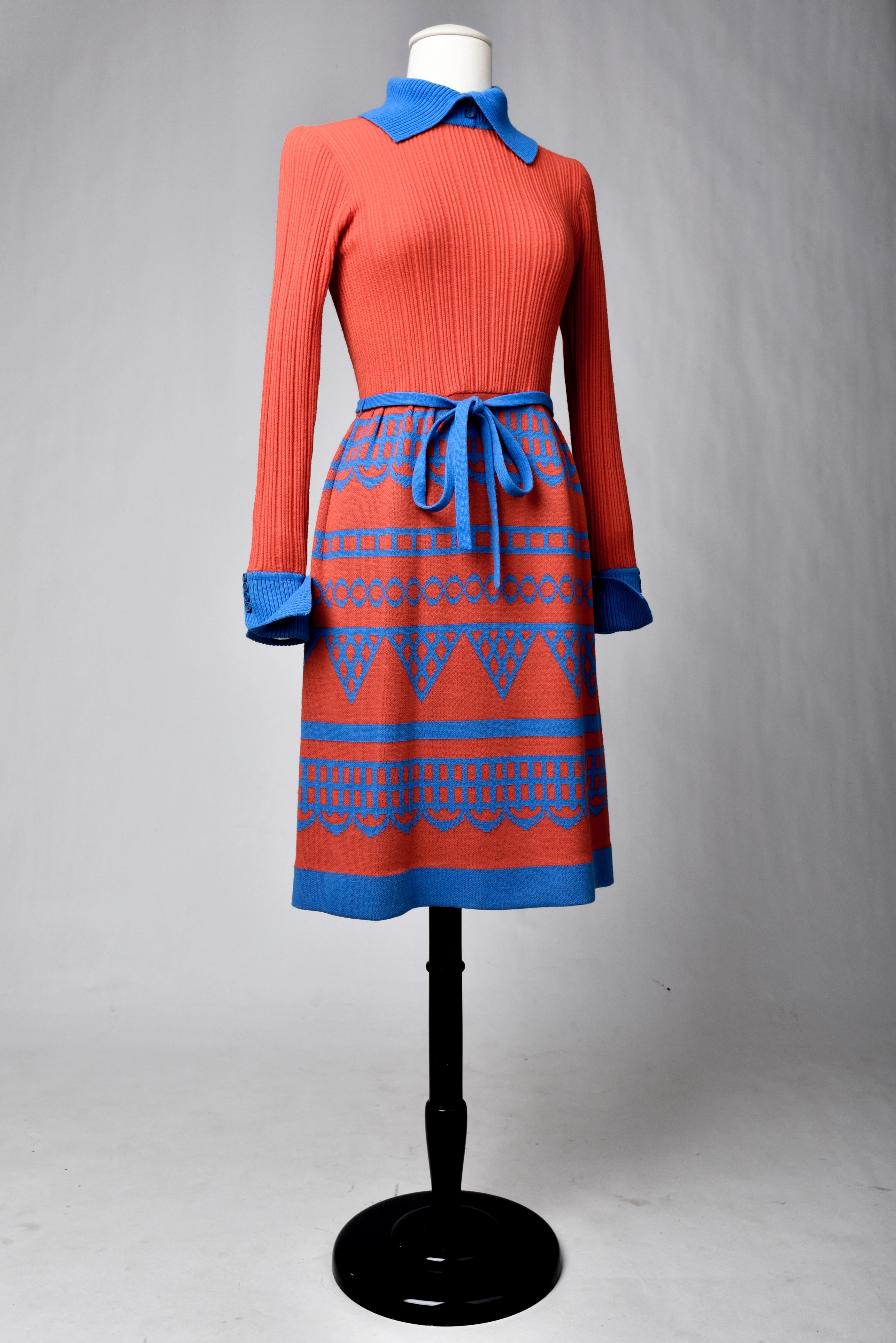 Wool mid-length skirt Louis Feraud Red size 46 FR in Wool - 26378231
